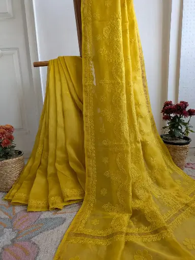 SUNAHRI DOOP   Chanderi Silk Saree with Monotone Elegance