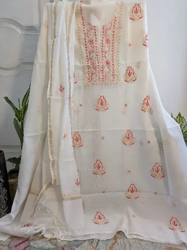 Mul Cotton Chikankari Kurta Set