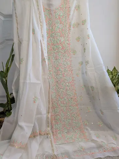 Mul Cotton Chikankari Kurta Set